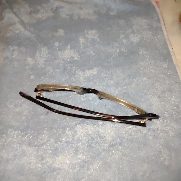 Huxley  102-103e eyeglasses frames - Picture 2 of 15